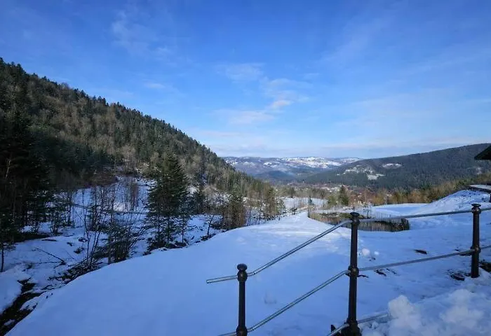 Prázdninový dům Le Hangar Des O Evasion Nature Et